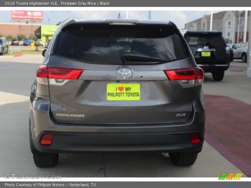 Predawn Gray Mica / Black 2018 Toyota Highlander XLE