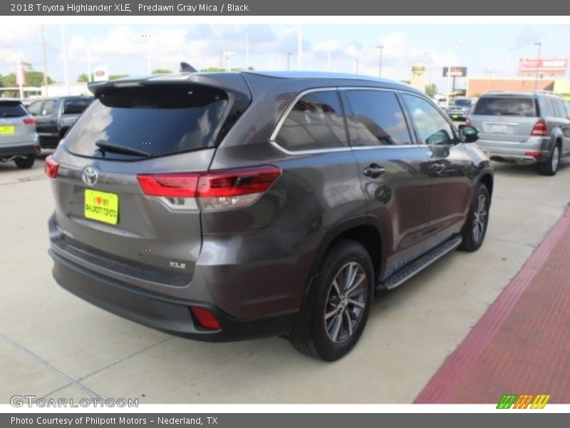 Predawn Gray Mica / Black 2018 Toyota Highlander XLE