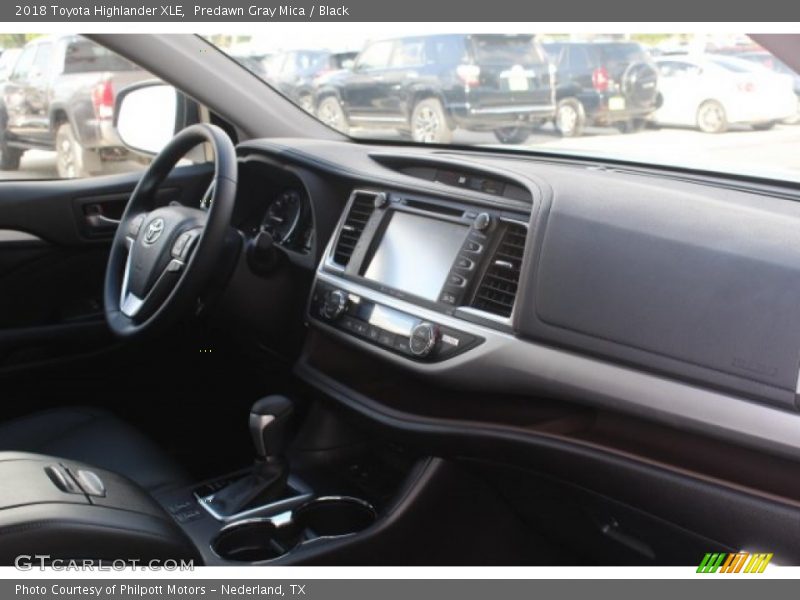 Predawn Gray Mica / Black 2018 Toyota Highlander XLE
