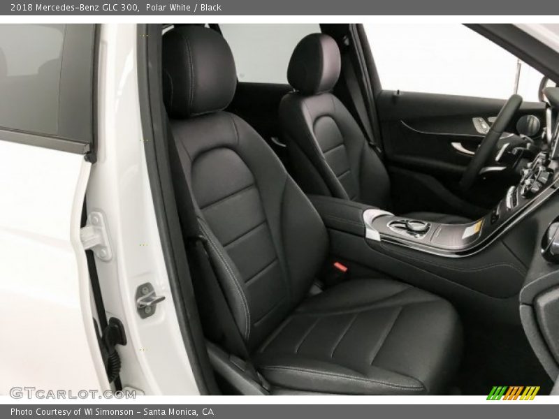 Polar White / Black 2018 Mercedes-Benz GLC 300