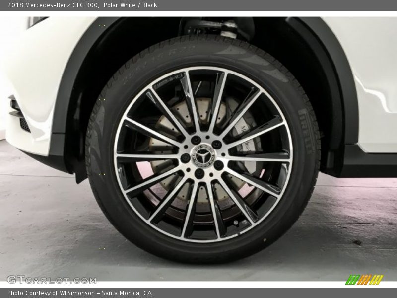 Polar White / Black 2018 Mercedes-Benz GLC 300