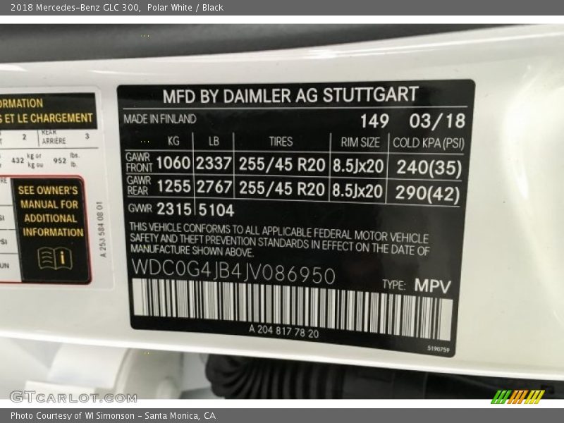 Polar White / Black 2018 Mercedes-Benz GLC 300