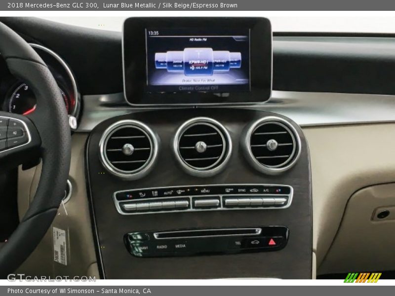 Lunar Blue Metallic / Silk Beige/Espresso Brown 2018 Mercedes-Benz GLC 300
