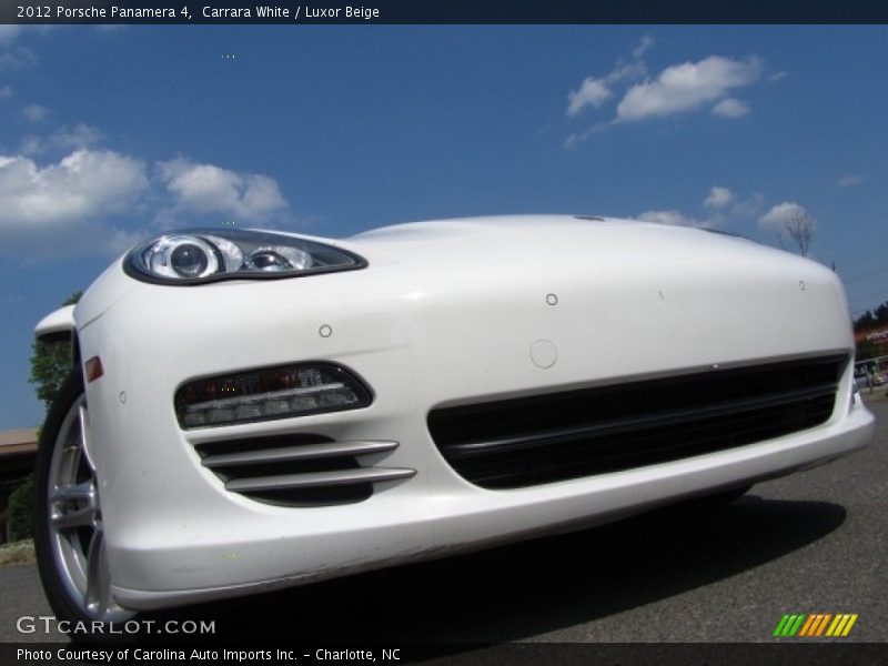 Carrara White / Luxor Beige 2012 Porsche Panamera 4