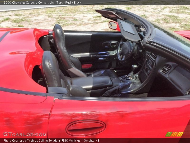 Torch Red / Black 2000 Chevrolet Corvette Convertible