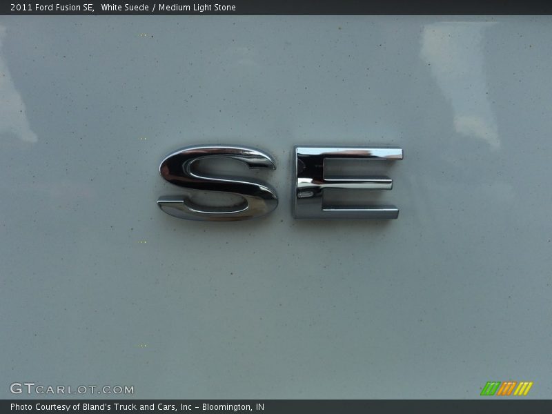 White Suede / Medium Light Stone 2011 Ford Fusion SE