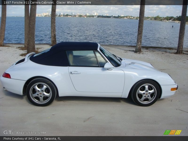 Glacier White / Cashmere 1997 Porsche 911 Carrera Cabriolet