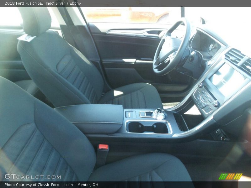 Ingot Silver / Ebony 2018 Ford Fusion SE
