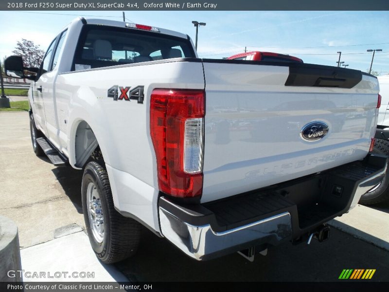 Oxford White / Earth Gray 2018 Ford F250 Super Duty XL SuperCab 4x4