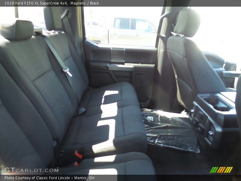 Magnetic / Black 2018 Ford F150 XL SuperCrew 4x4