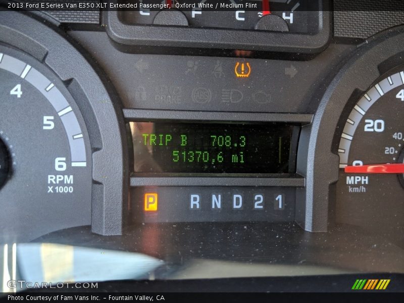 Oxford White / Medium Flint 2013 Ford E Series Van E350 XLT Extended Passenger