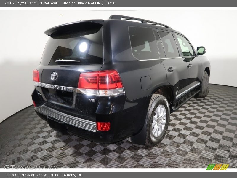 Midnight Black Metallic / Terra 2016 Toyota Land Cruiser 4WD
