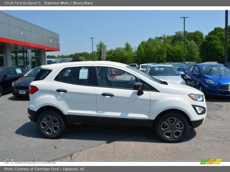 Diamond White / Ebony Black 2018 Ford EcoSport S