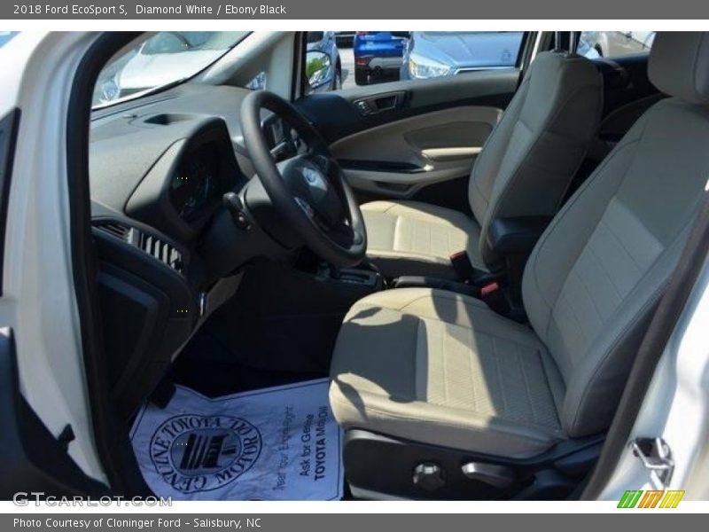 Diamond White / Ebony Black 2018 Ford EcoSport S