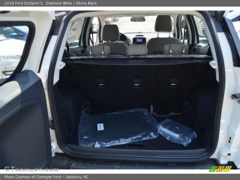 Diamond White / Ebony Black 2018 Ford EcoSport S