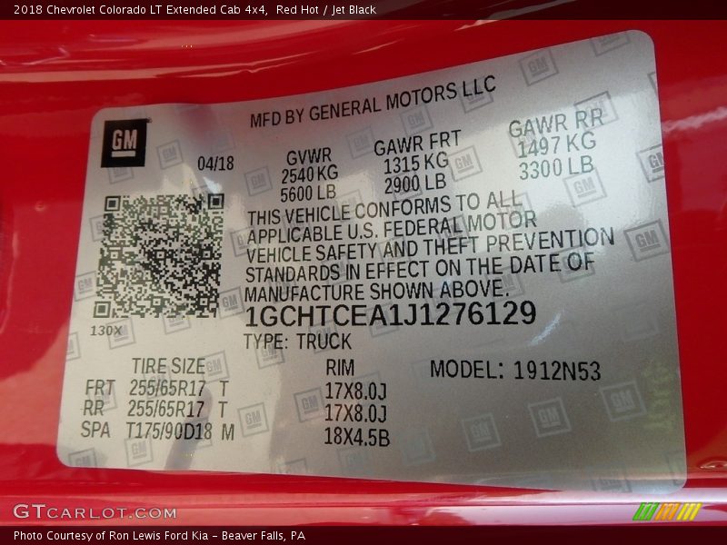 Red Hot / Jet Black 2018 Chevrolet Colorado LT Extended Cab 4x4