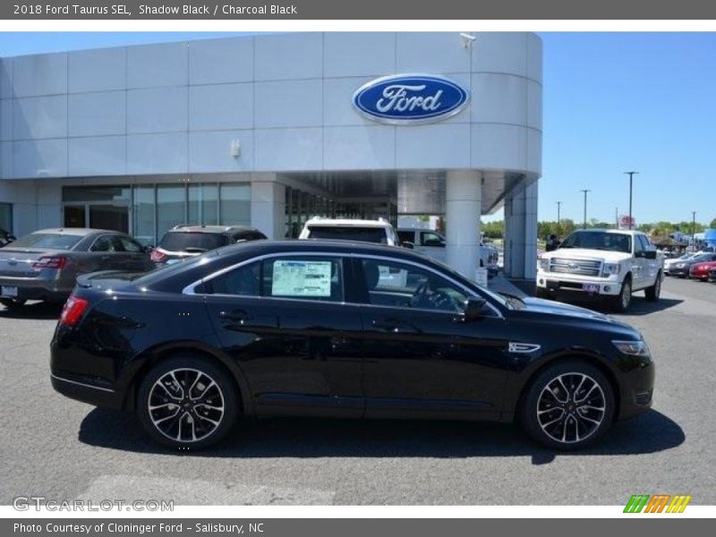 Shadow Black / Charcoal Black 2018 Ford Taurus SEL