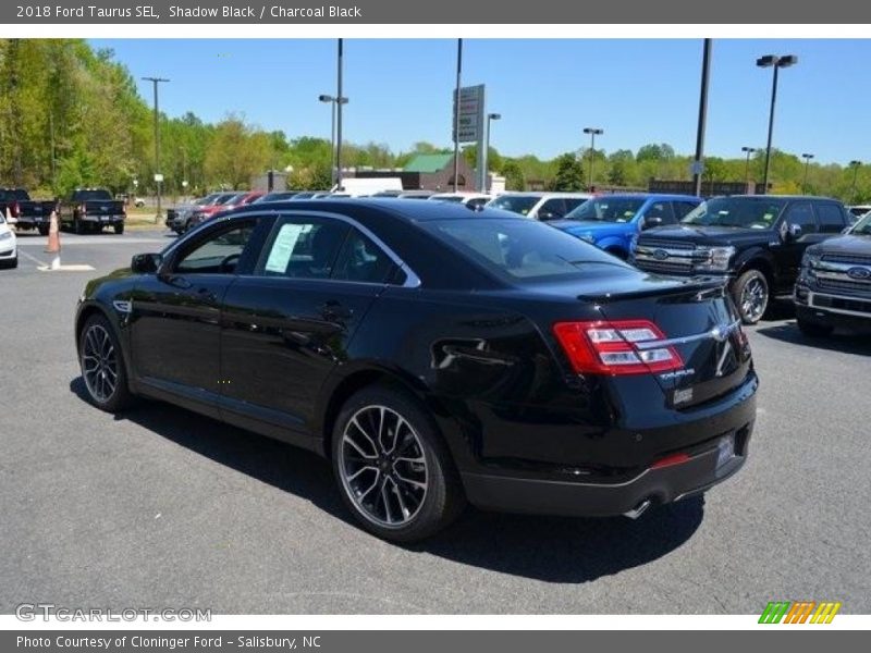 Shadow Black / Charcoal Black 2018 Ford Taurus SEL