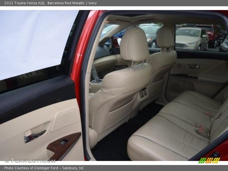 Barcelona Red Metallic / Ivory 2013 Toyota Venza XLE