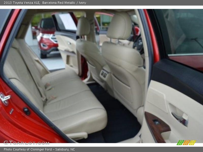 Barcelona Red Metallic / Ivory 2013 Toyota Venza XLE