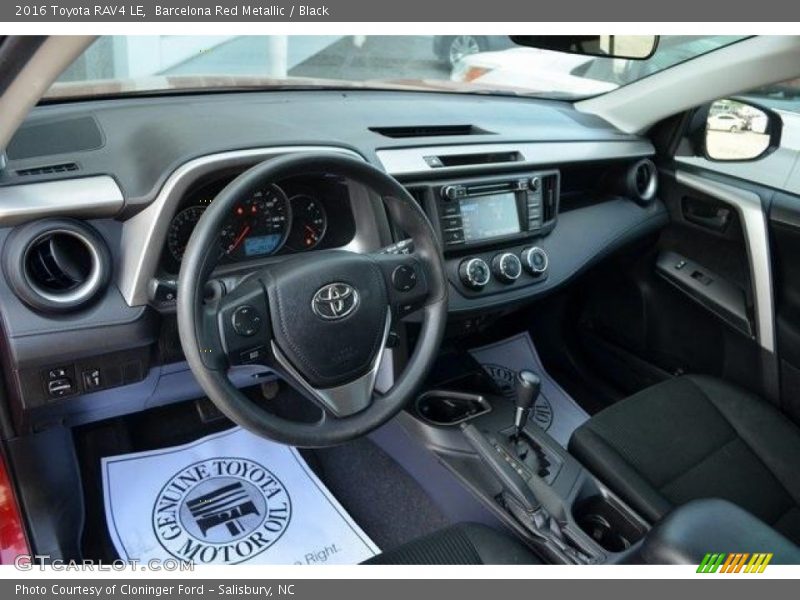 Barcelona Red Metallic / Black 2016 Toyota RAV4 LE