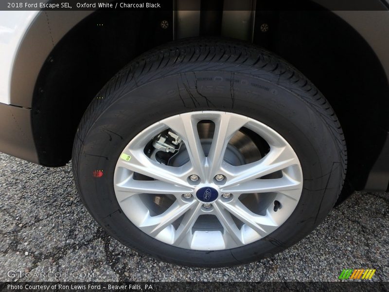 Oxford White / Charcoal Black 2018 Ford Escape SEL