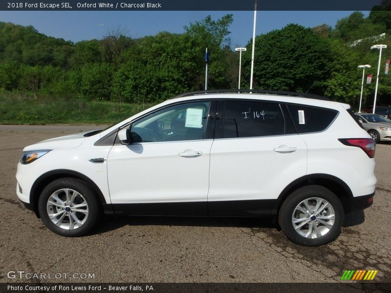 Oxford White / Charcoal Black 2018 Ford Escape SEL