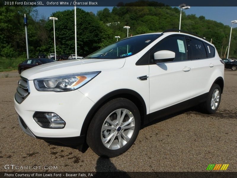 Oxford White / Charcoal Black 2018 Ford Escape SEL