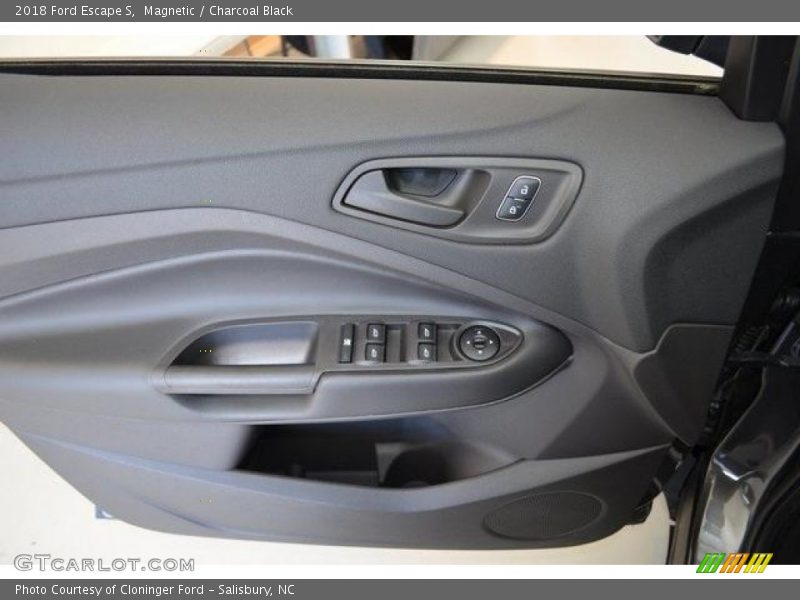 Magnetic / Charcoal Black 2018 Ford Escape S