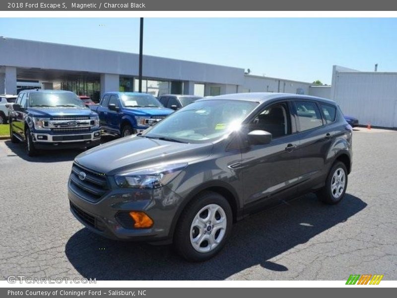 Magnetic / Charcoal Black 2018 Ford Escape S