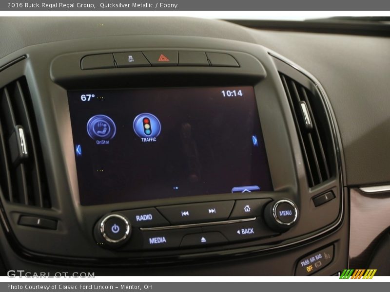 Quicksilver Metallic / Ebony 2016 Buick Regal Regal Group