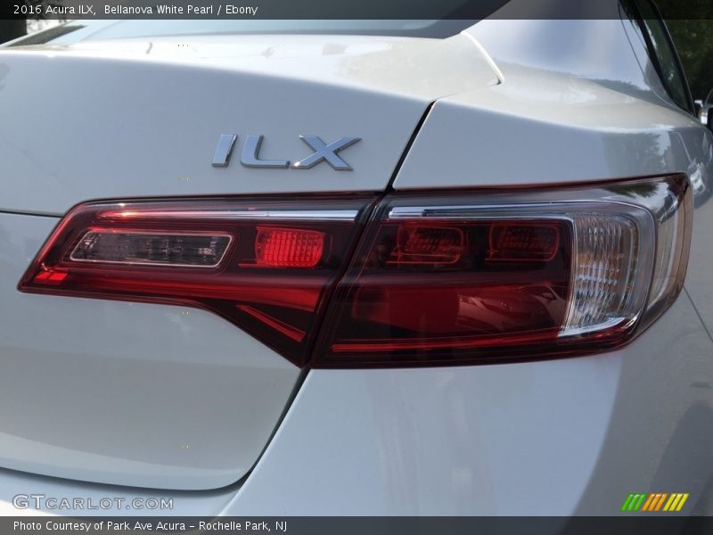 Bellanova White Pearl / Ebony 2016 Acura ILX
