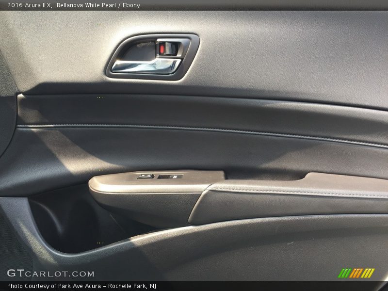 Bellanova White Pearl / Ebony 2016 Acura ILX
