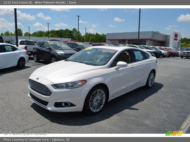 White Platinum Metallic / Dune 2015 Ford Fusion SE