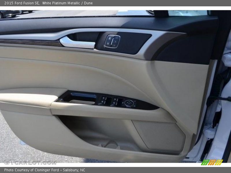 White Platinum Metallic / Dune 2015 Ford Fusion SE