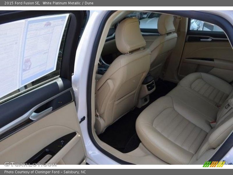 White Platinum Metallic / Dune 2015 Ford Fusion SE
