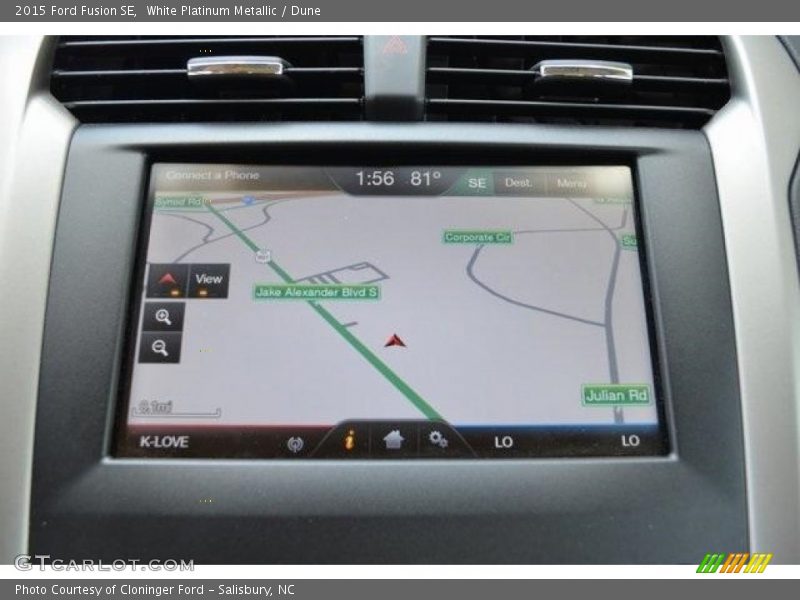 White Platinum Metallic / Dune 2015 Ford Fusion SE