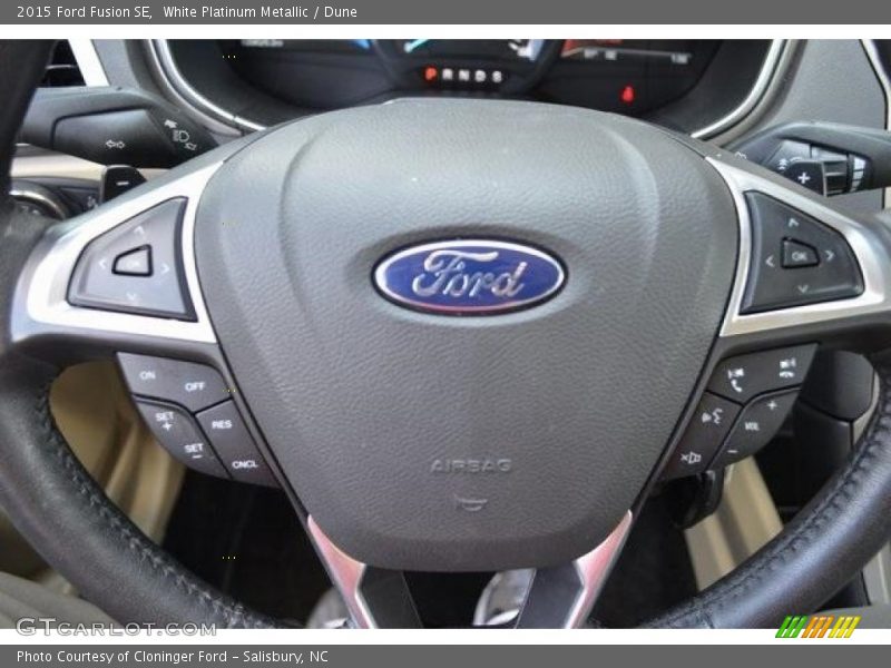 White Platinum Metallic / Dune 2015 Ford Fusion SE