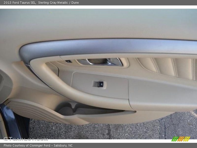 Sterling Gray Metallic / Dune 2013 Ford Taurus SEL