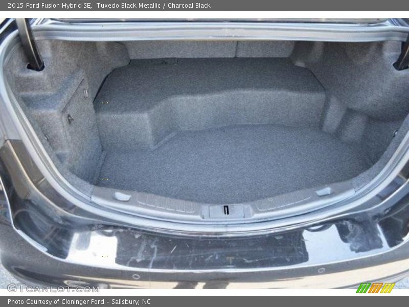 Tuxedo Black Metallic / Charcoal Black 2015 Ford Fusion Hybrid SE