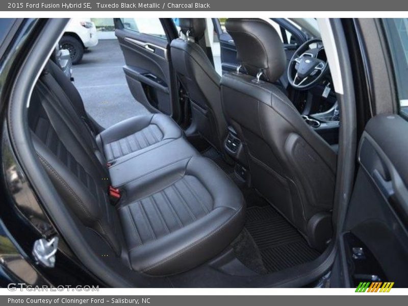 Tuxedo Black Metallic / Charcoal Black 2015 Ford Fusion Hybrid SE