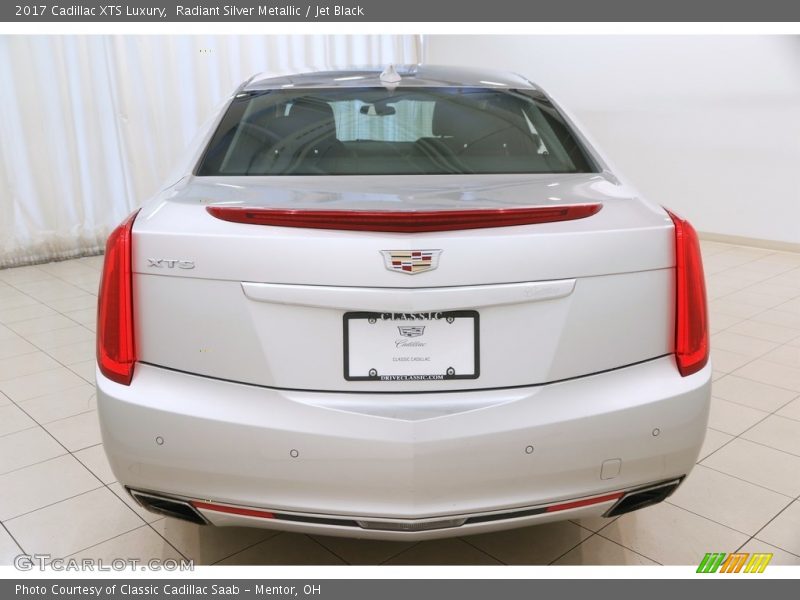 Radiant Silver Metallic / Jet Black 2017 Cadillac XTS Luxury