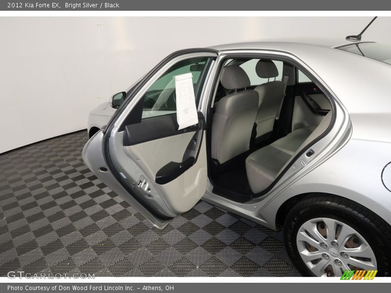 Bright Silver / Black 2012 Kia Forte EX