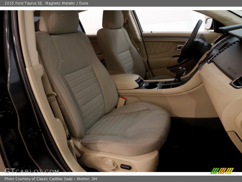 Magnetic Metallic / Dune 2015 Ford Taurus SE