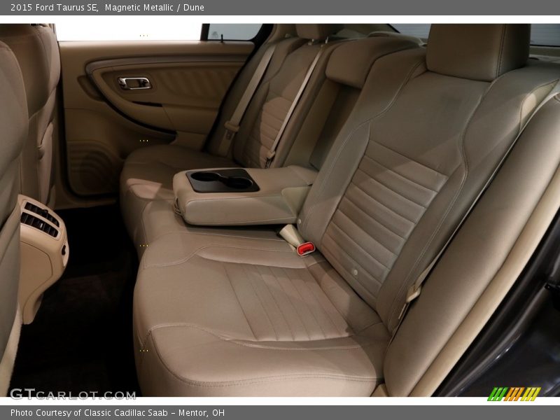 Magnetic Metallic / Dune 2015 Ford Taurus SE