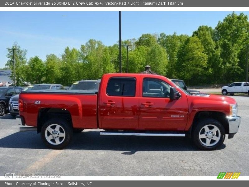 Victory Red / Light Titanium/Dark Titanium 2014 Chevrolet Silverado 2500HD LTZ Crew Cab 4x4