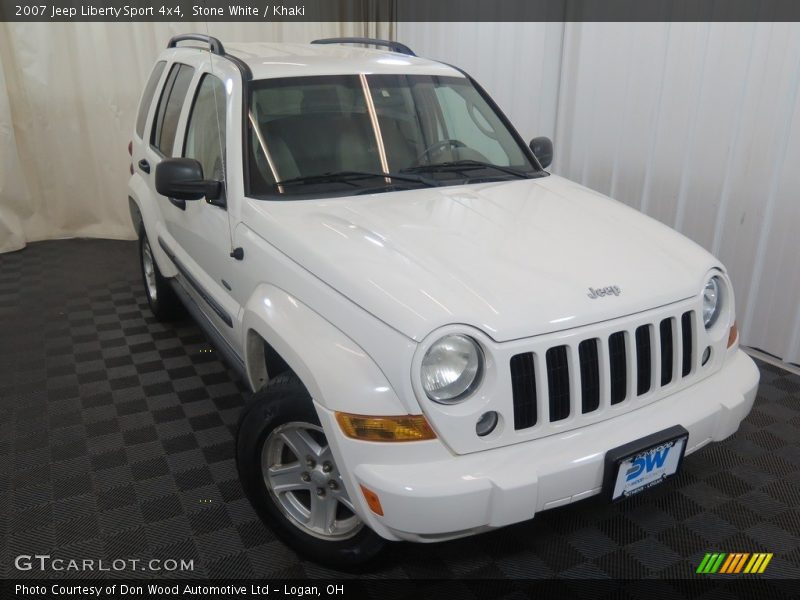 Stone White / Khaki 2007 Jeep Liberty Sport 4x4