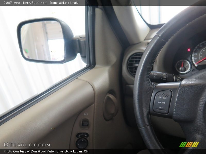Stone White / Khaki 2007 Jeep Liberty Sport 4x4