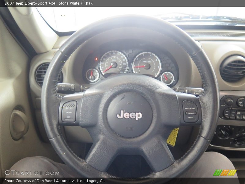 Stone White / Khaki 2007 Jeep Liberty Sport 4x4