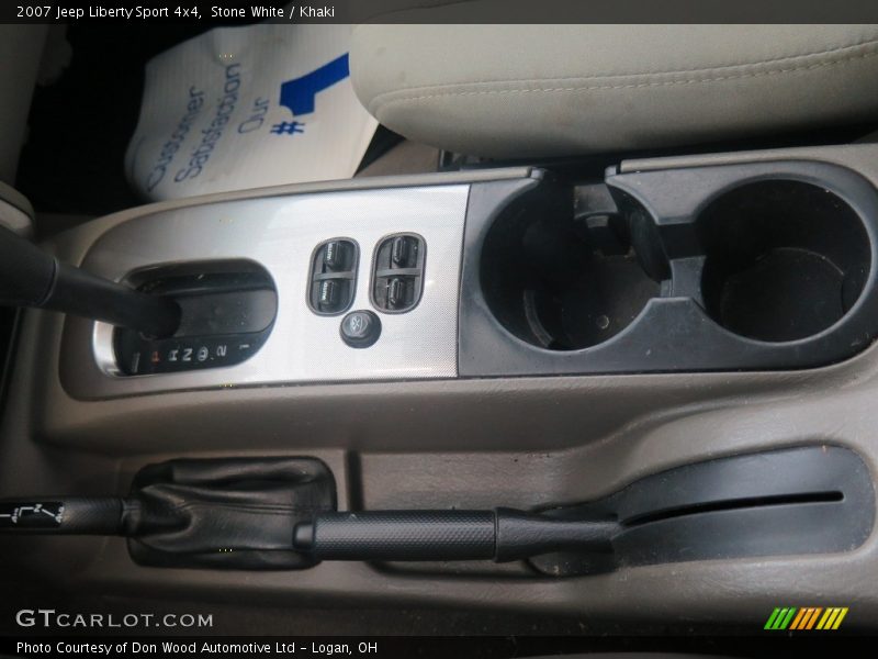 Stone White / Khaki 2007 Jeep Liberty Sport 4x4